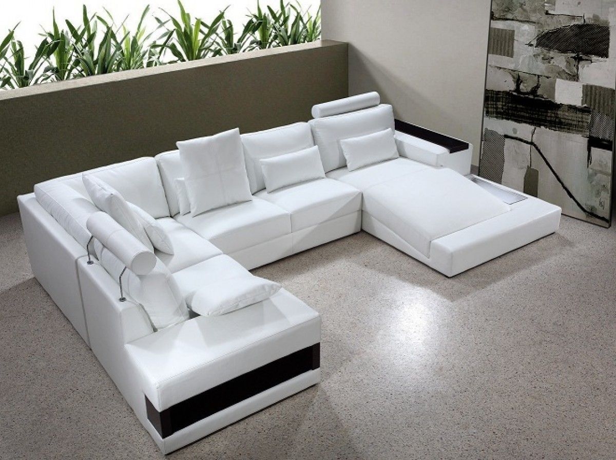 White leather outlet sleeper sectional