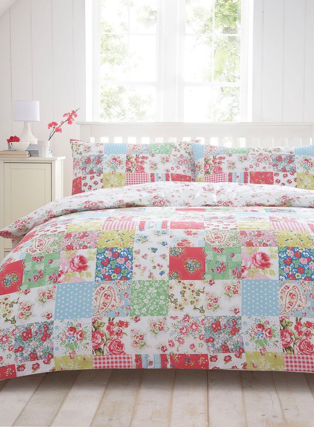 Patchwork Quilts - Foter