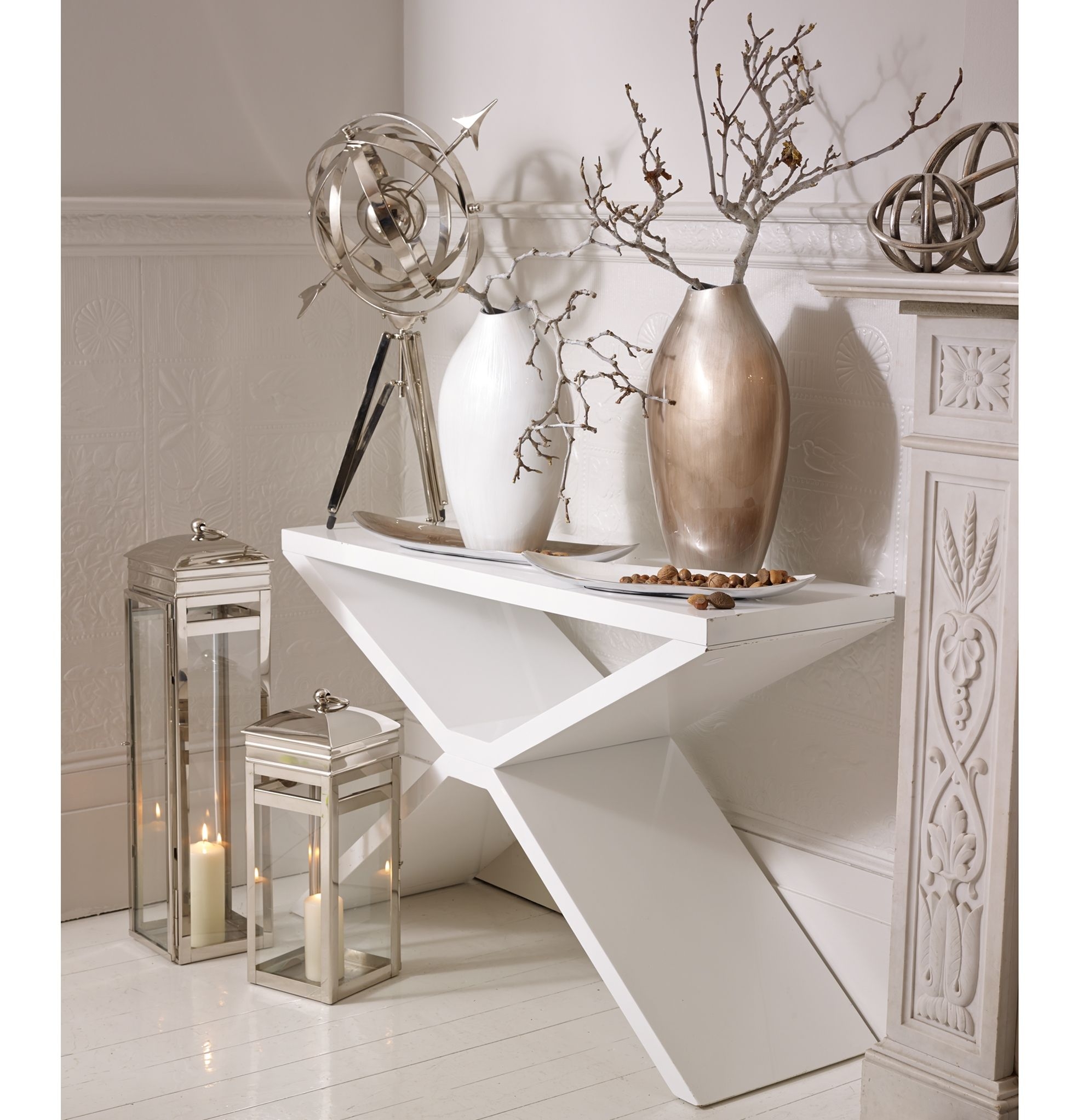 High gloss console table