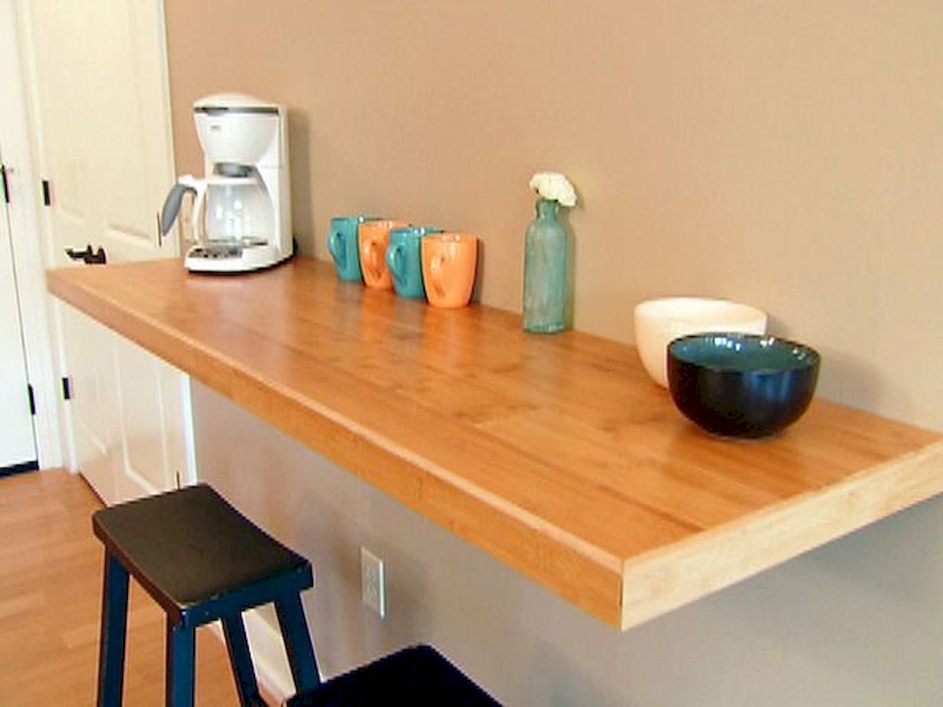 kitchen table on wall