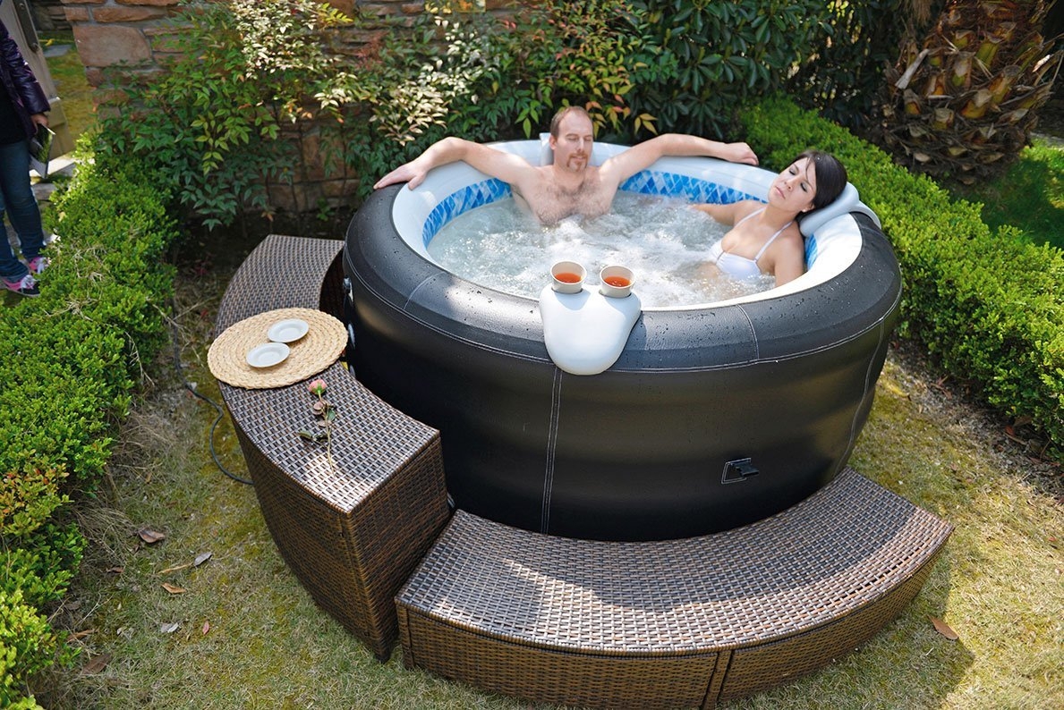 Avenli 4 Person Spa Prolong Deluxe Inflatable Hot Tub