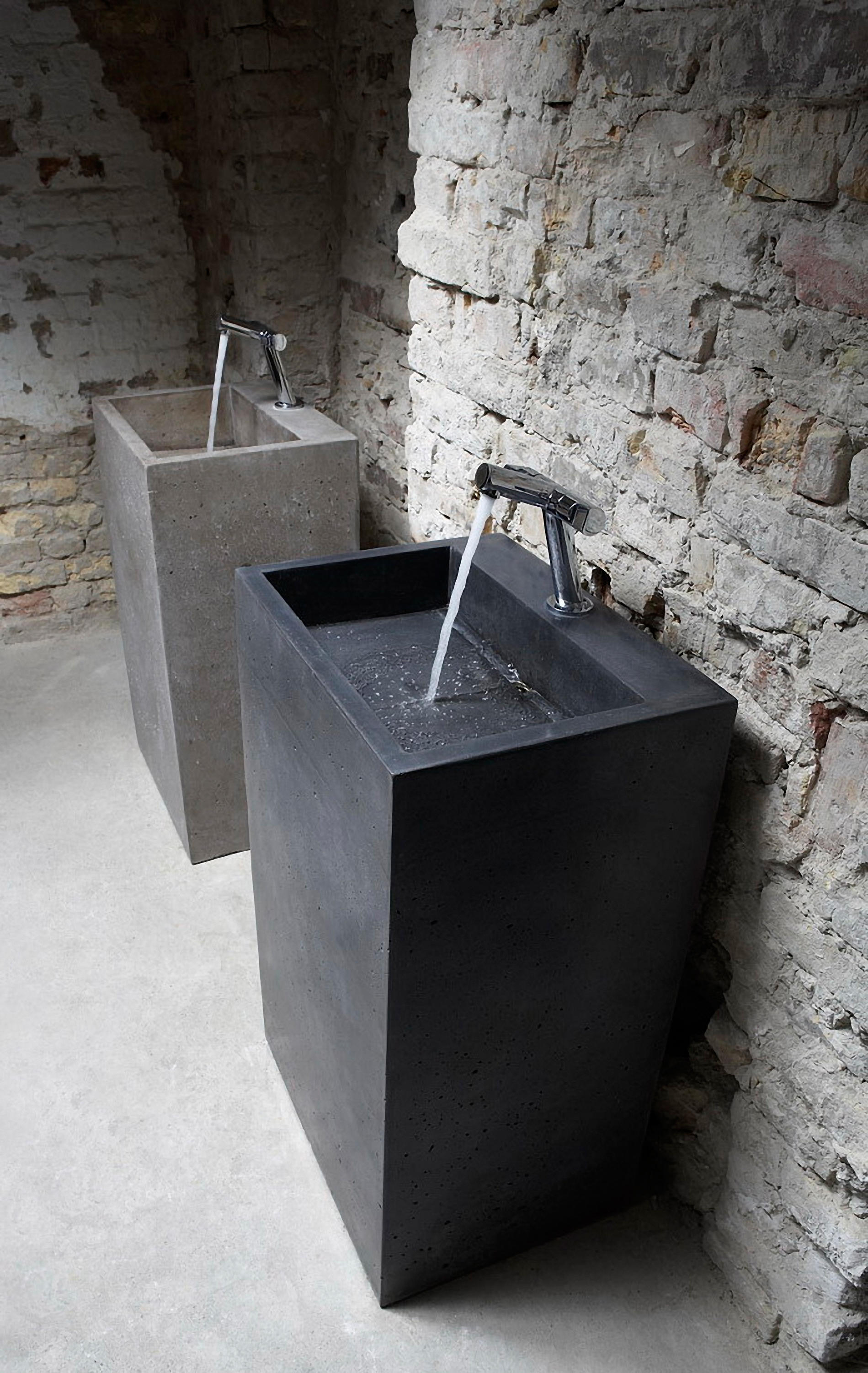 Contemporary pedestal sinks 2