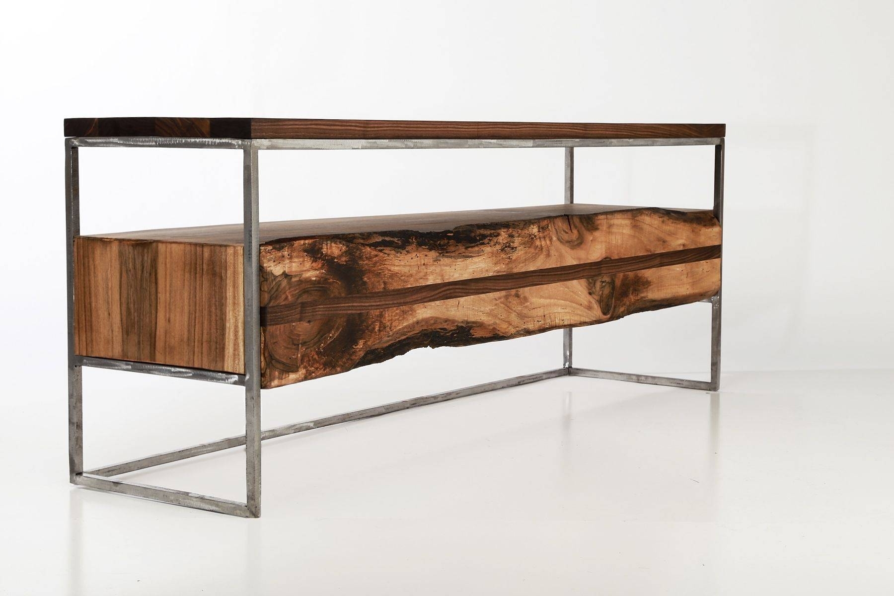Low profile contemporary tv stand
