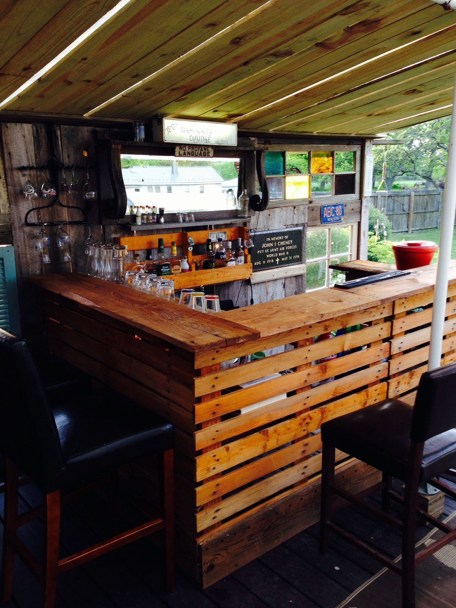 random-ideas-for-pallet-outdoor-furniture-diy-garden-bar-outdoor