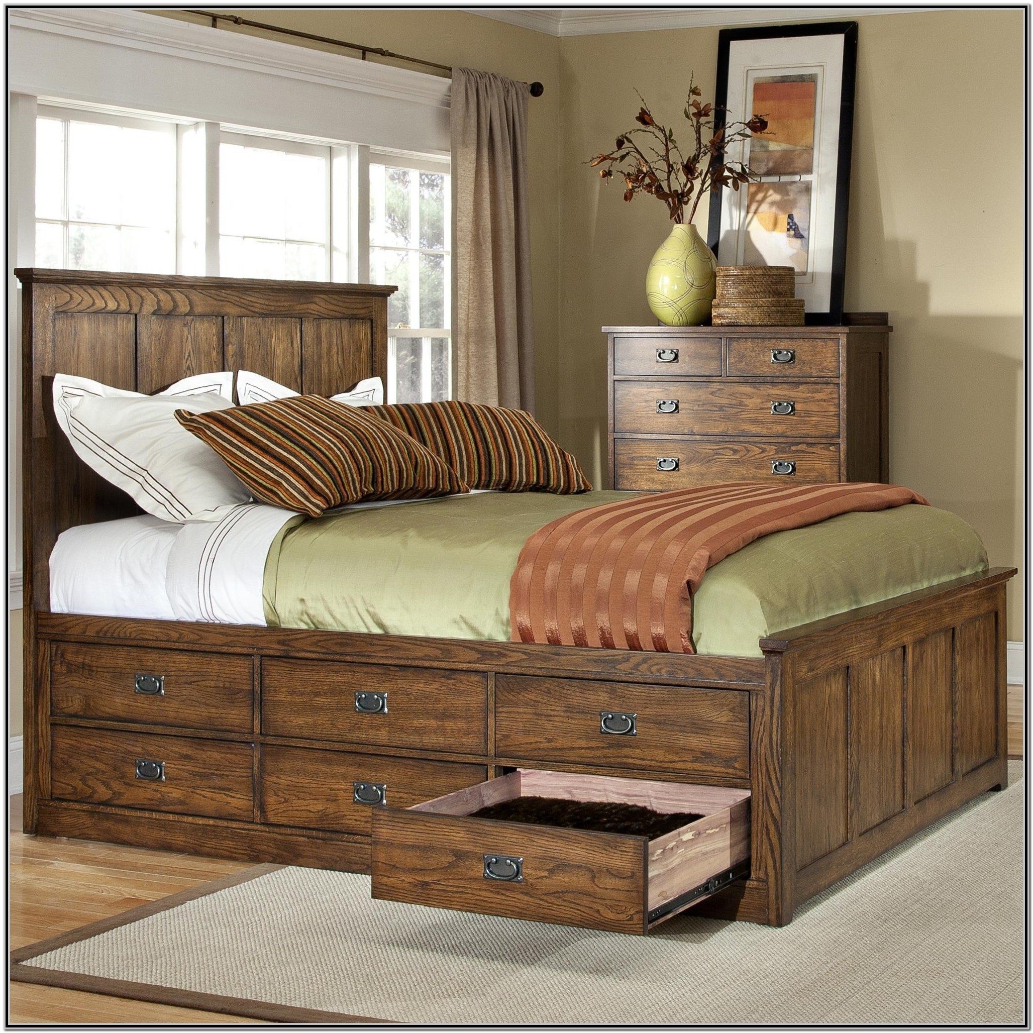 Captains bed with storage drawers