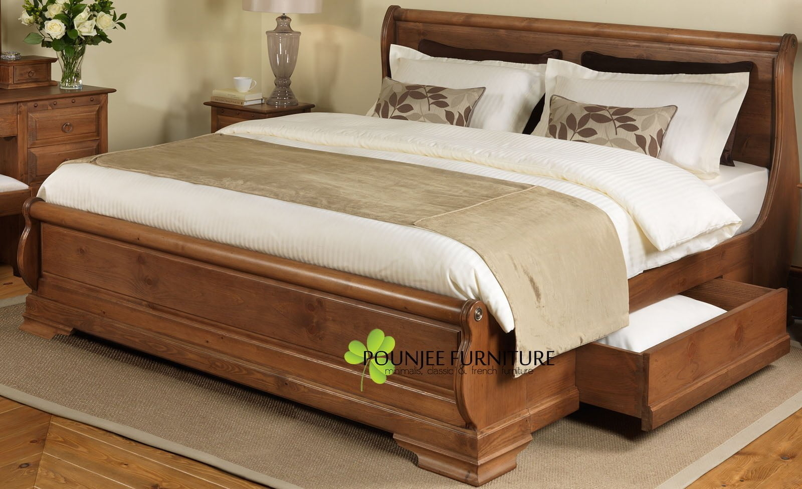 Oak storage bed 1