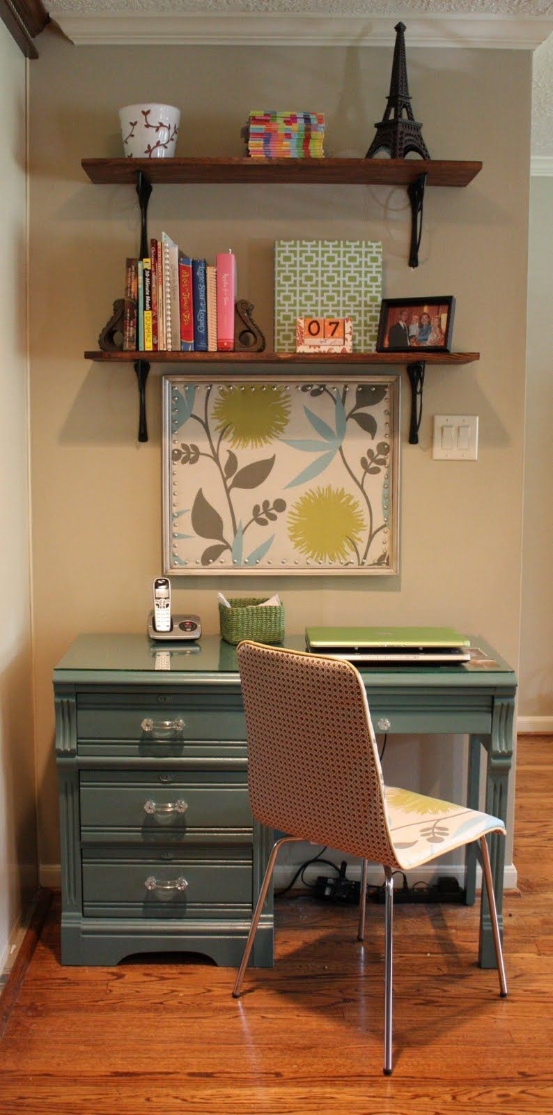 Small Desk With Drawers - Foter