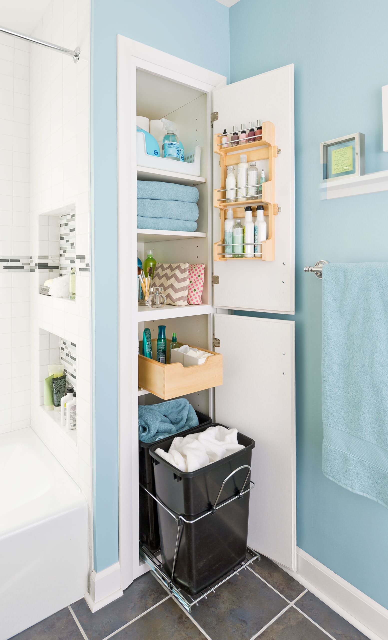 47 Modern Bathroom Storage Shelves with Removable Laundry Basket