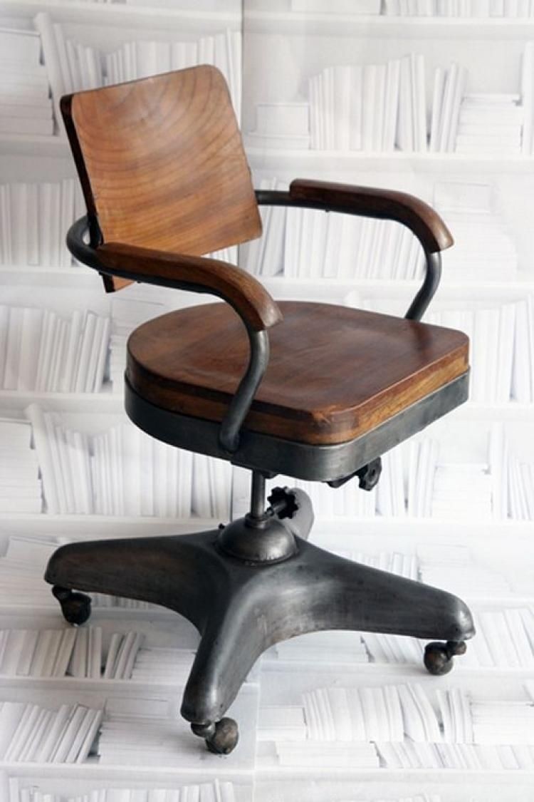 Wooden swivel office chair 18