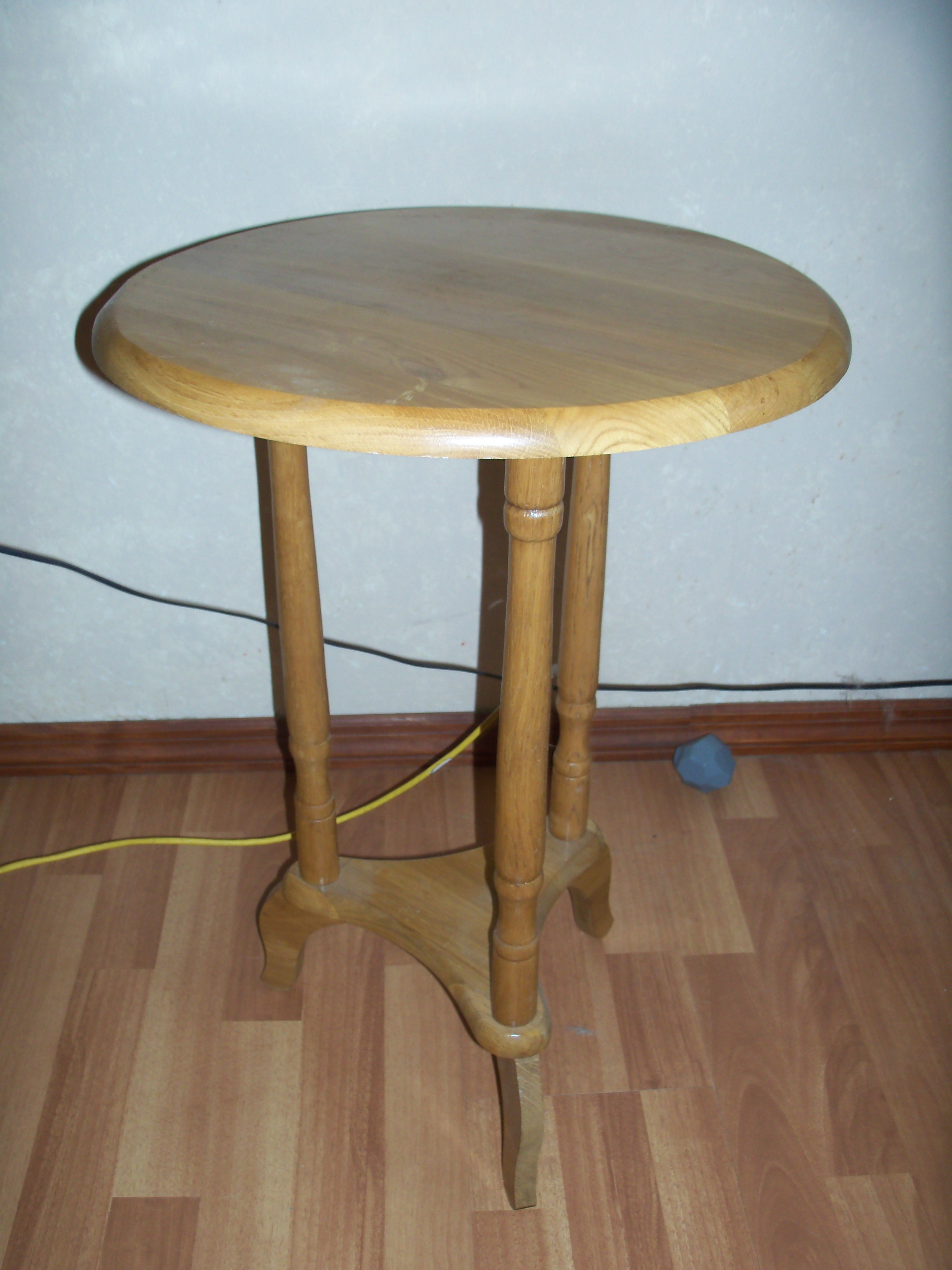 Round Kitchen Tables For Sale Foter   Round Kitchen Tables For Sale 31 