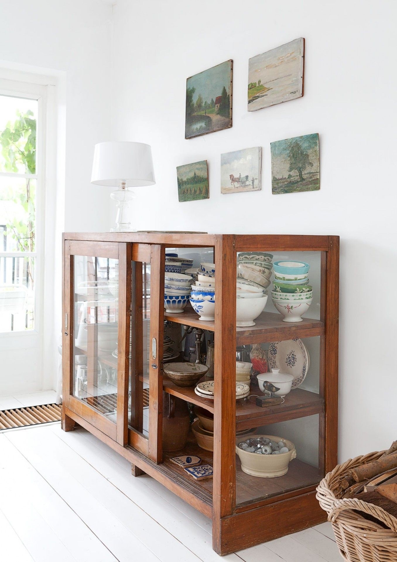 Glass door on sale buffet sideboard