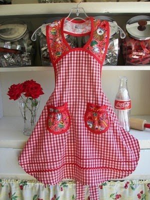 Aprons for women with pockets