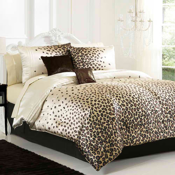Cheetah print bed set