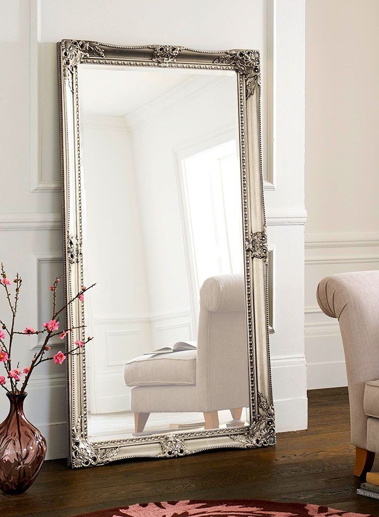 Mirror with a stand