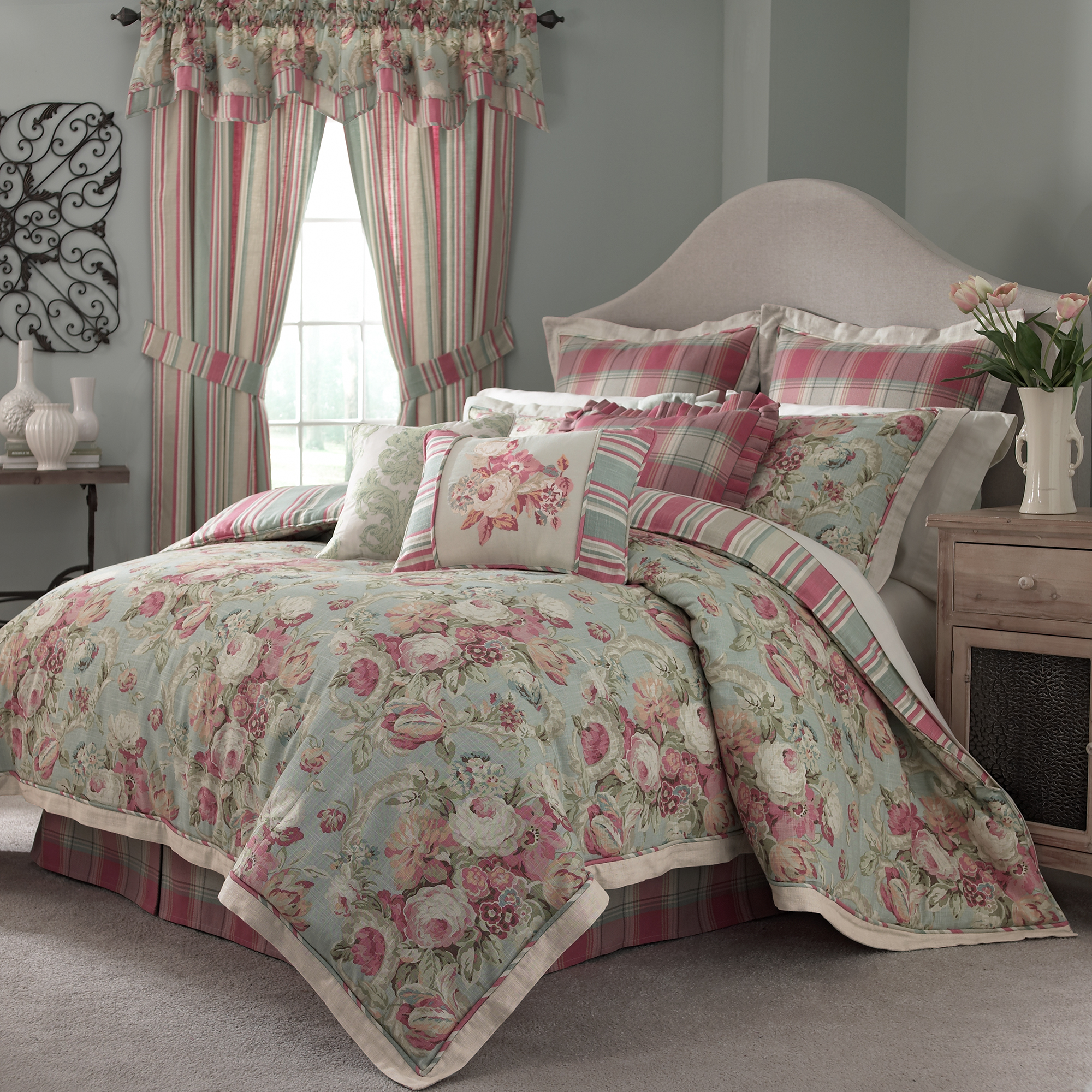 Spring Bling Comforter Collection