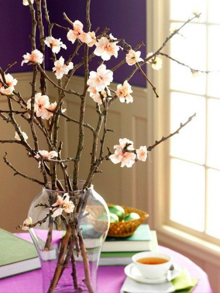 Artificial floral arrangements for dining table
