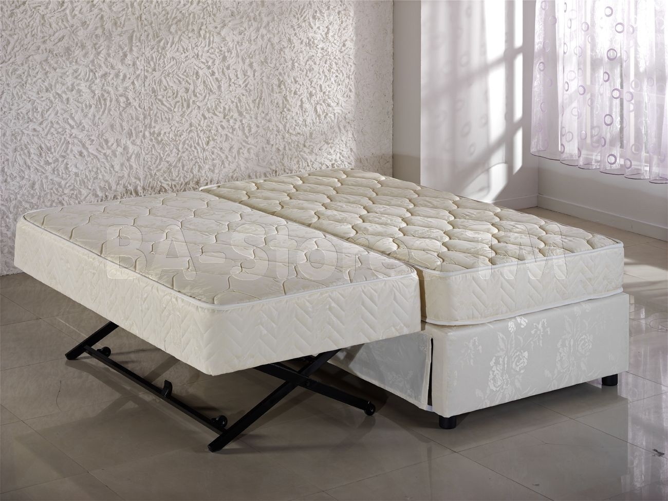 Collapsible trundle outlet bed