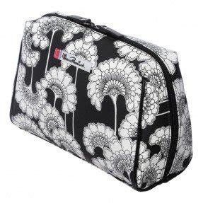 Large toiletry bag with compartments 13