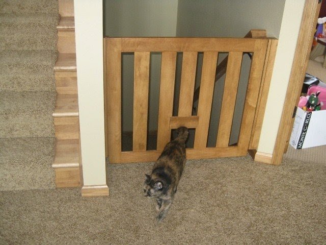 gate to stop dog going upstairs