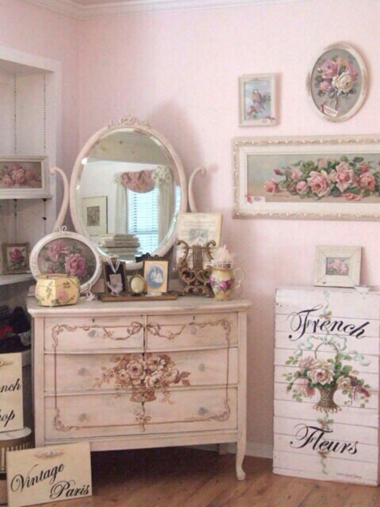 Old Fashioned Bedroom Furniture - Ideas on Foter