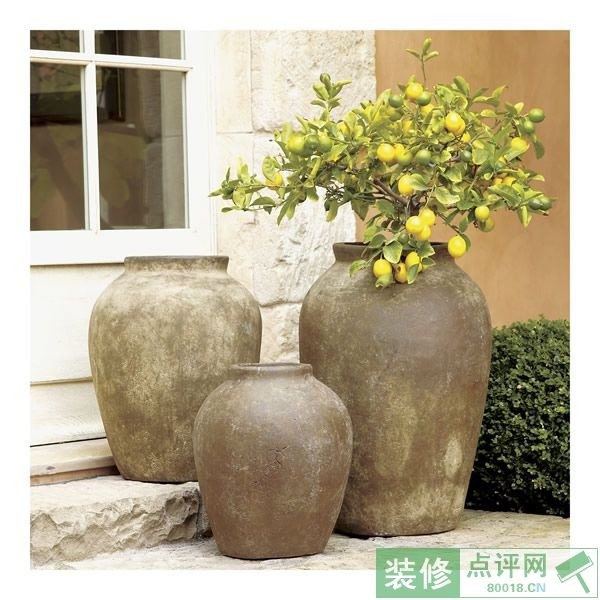 Large ceramic outdoor planters