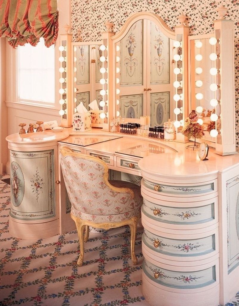 50+ Best Makeup Vanity Table With Lights - Foter