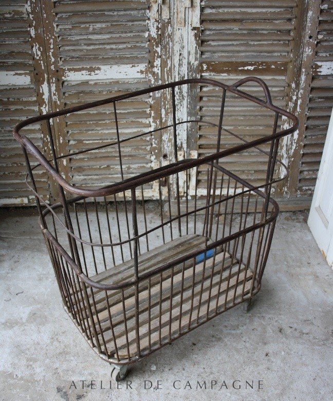 small laundry basket with handles