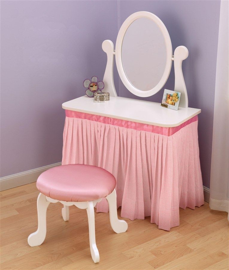Teen vanity table