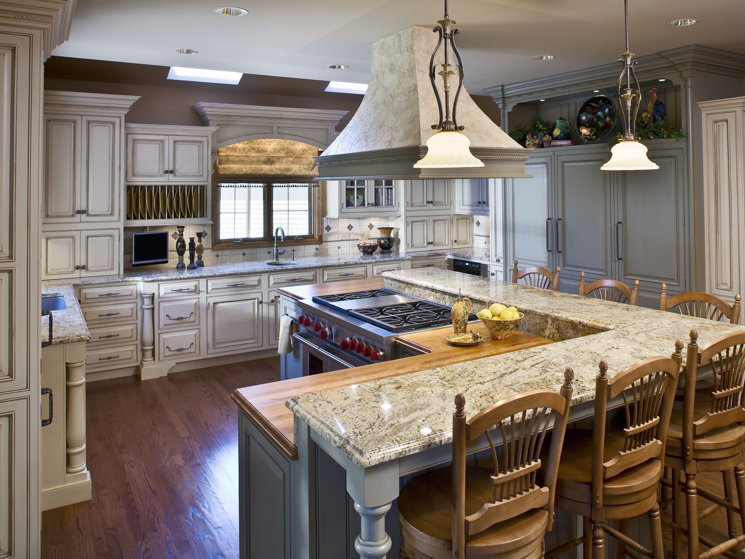 Custom Kitchen Islands With Breakfast Bar 