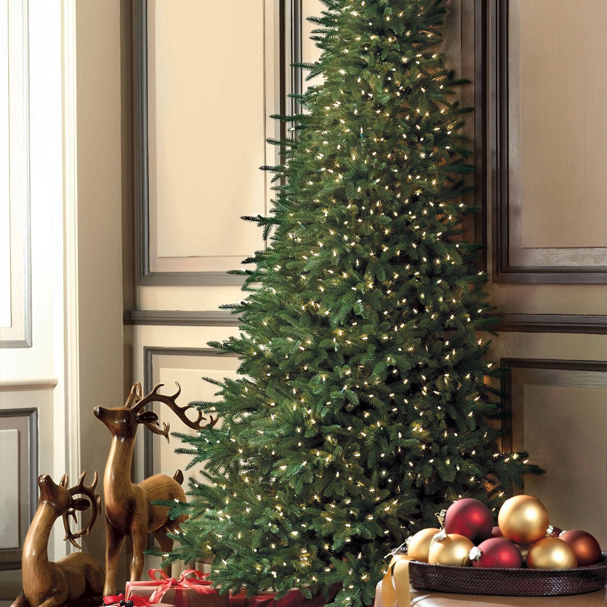 flat-back-christmas-tree-ideas-on-foter