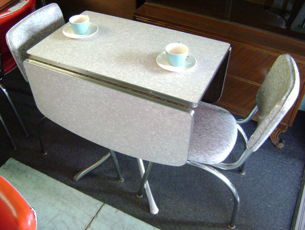 Formica top kitchen table 1