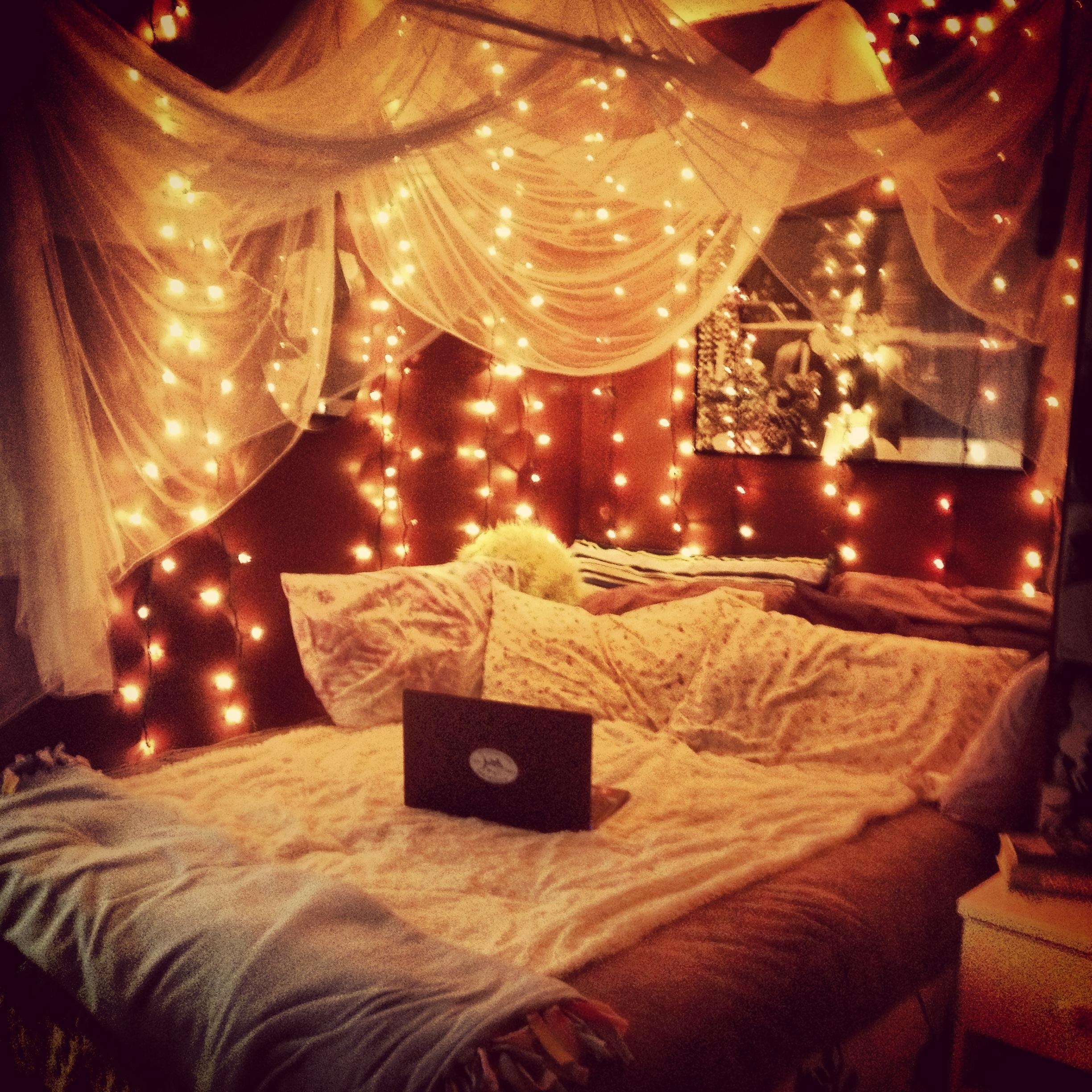 Girls canopy bedroom set 1