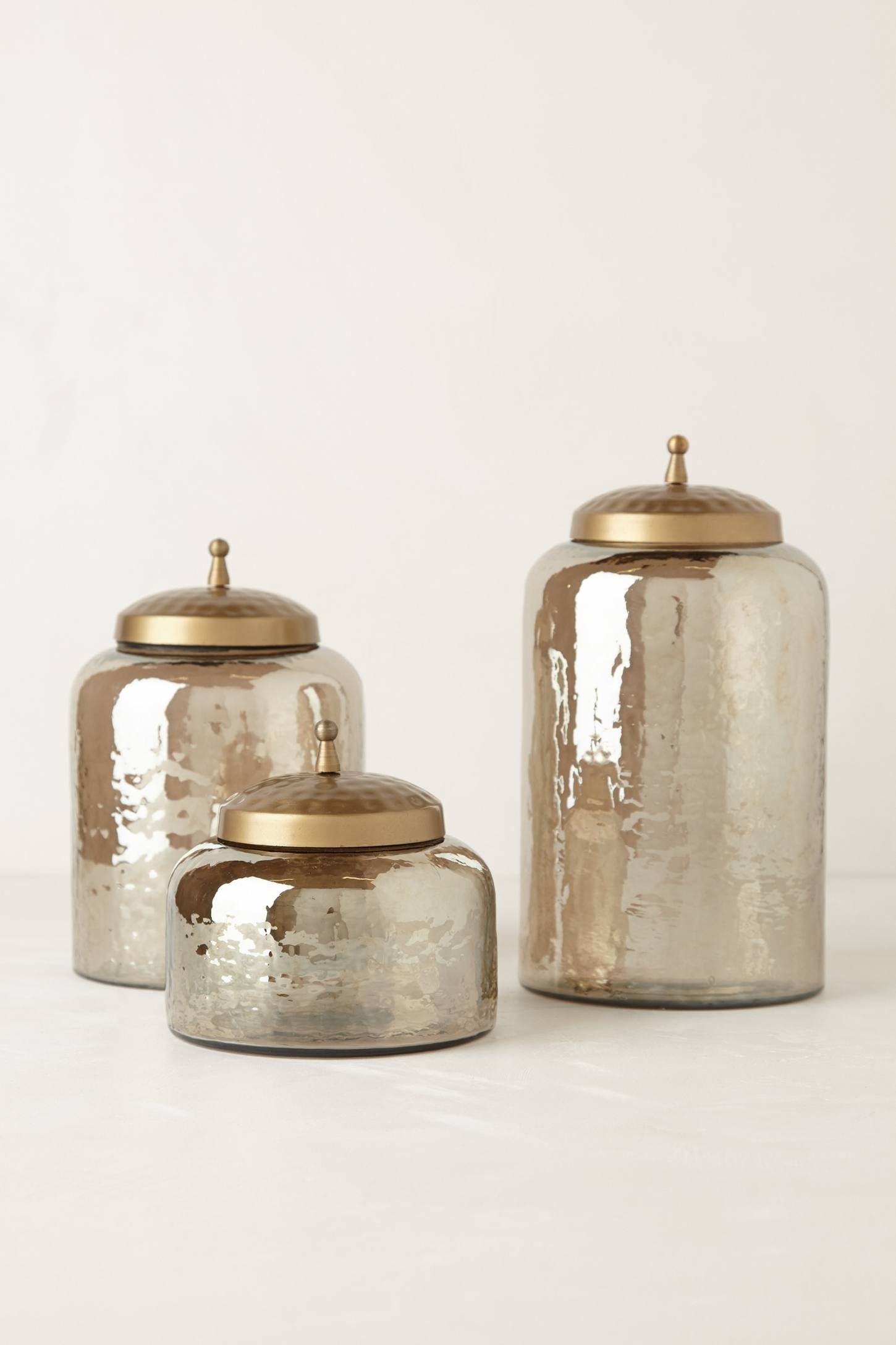 Kitchen canisters pottery