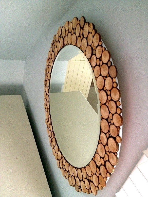Large circular mirror 18