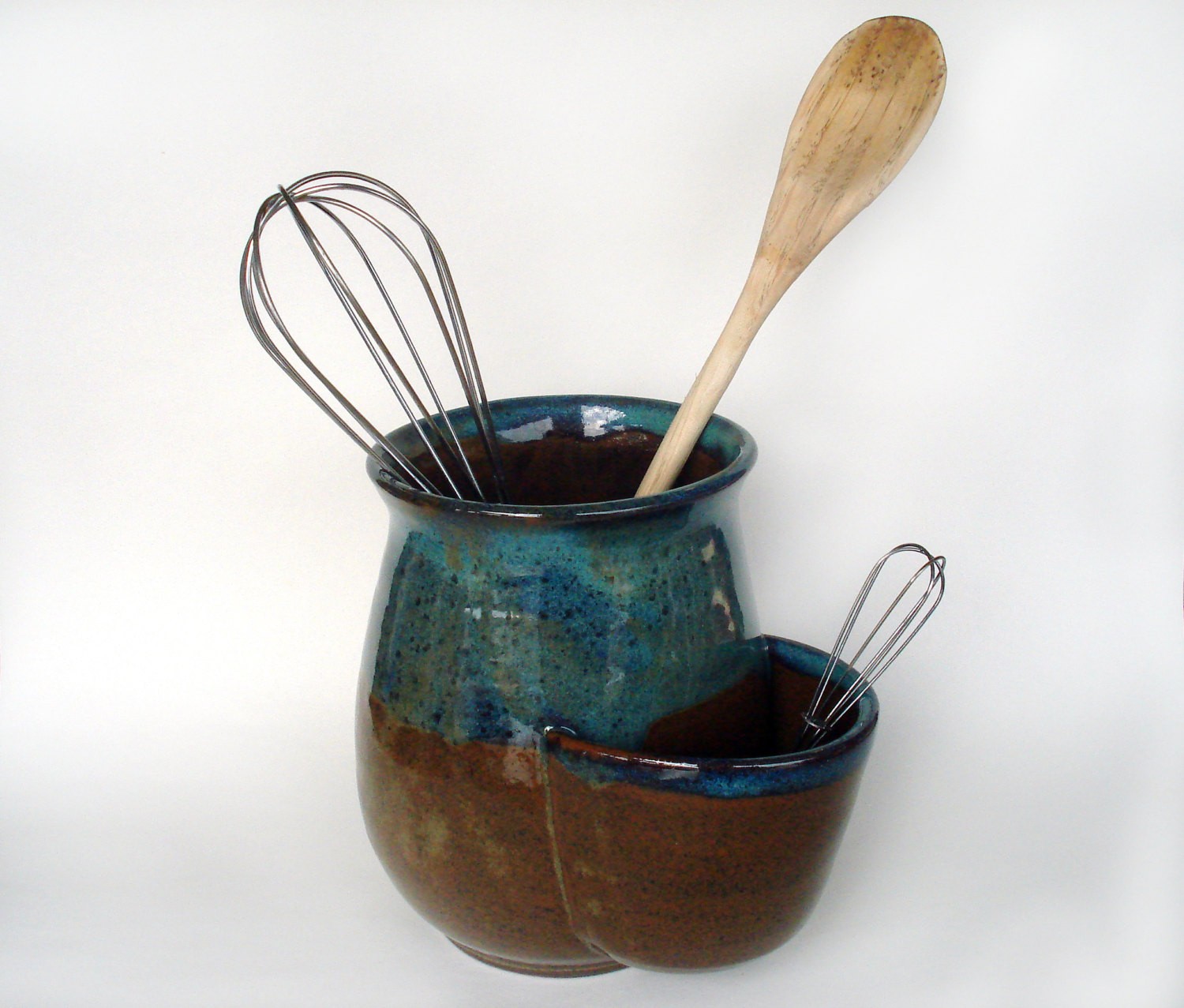 Black ceramic utensil holder