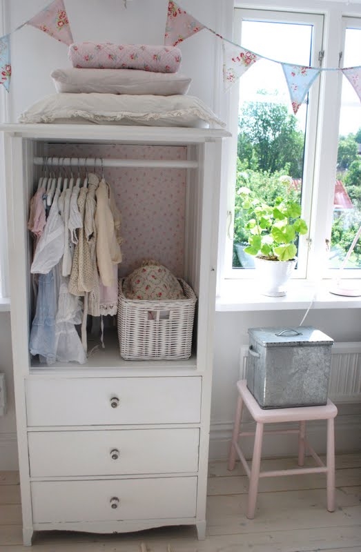 Childrens wardrobe with drawers 2