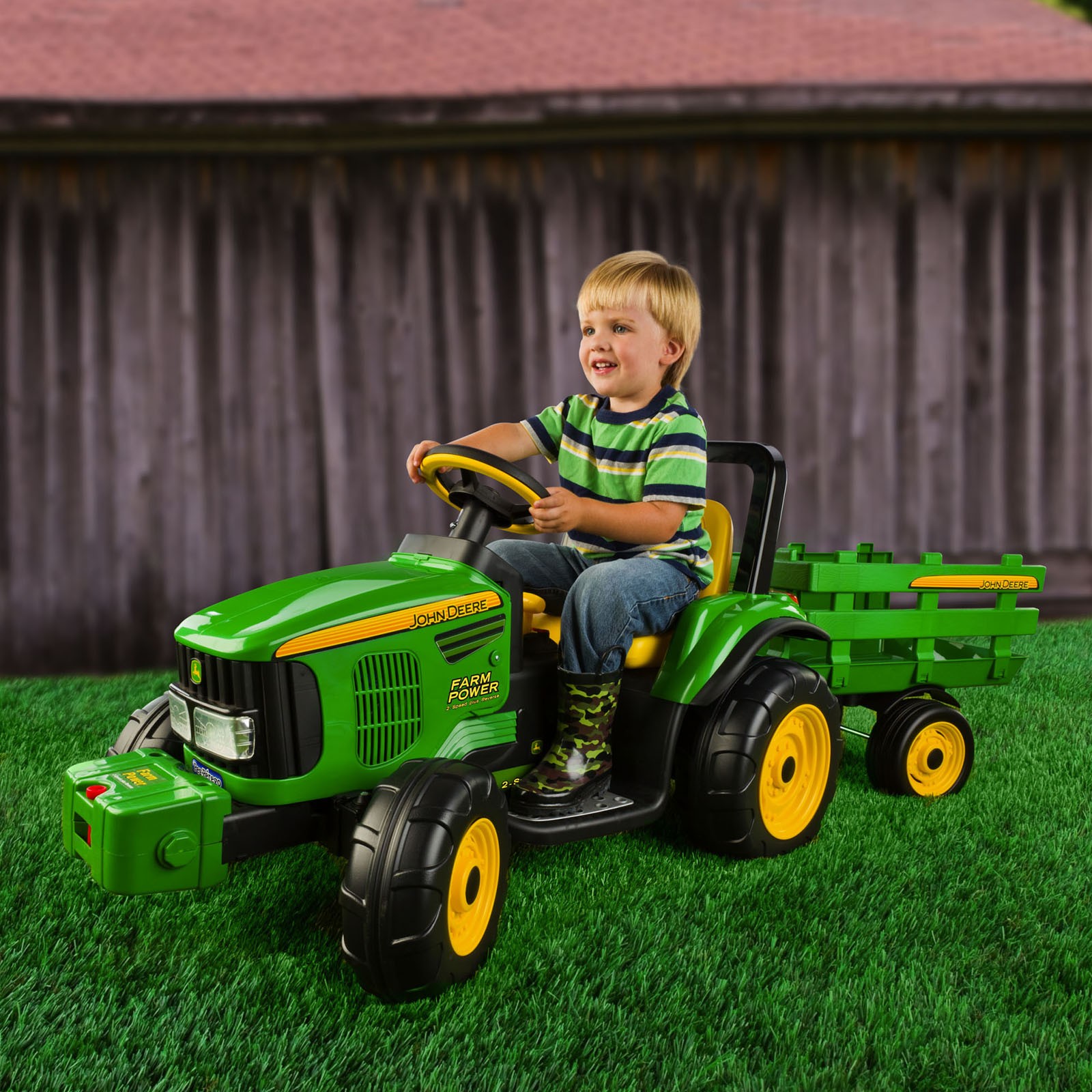 John Deere 12V Battery Powered Tractor with Trailer