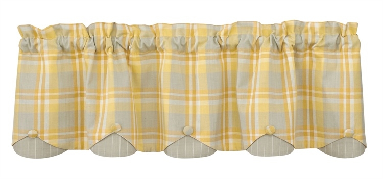 Chamomile Lined Scallop Valance