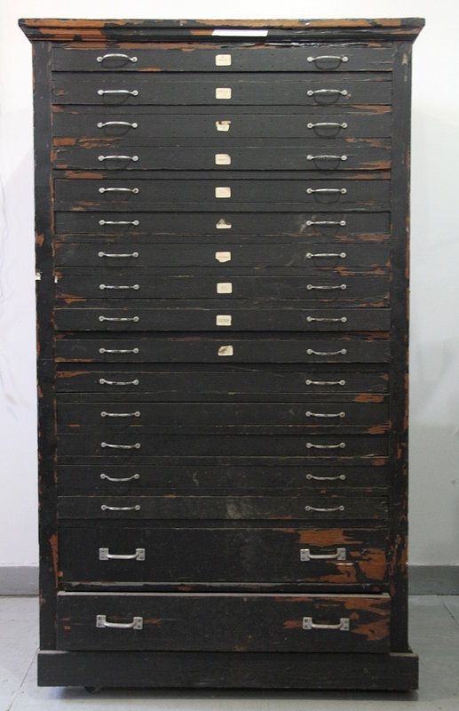 Flat file cabinet used