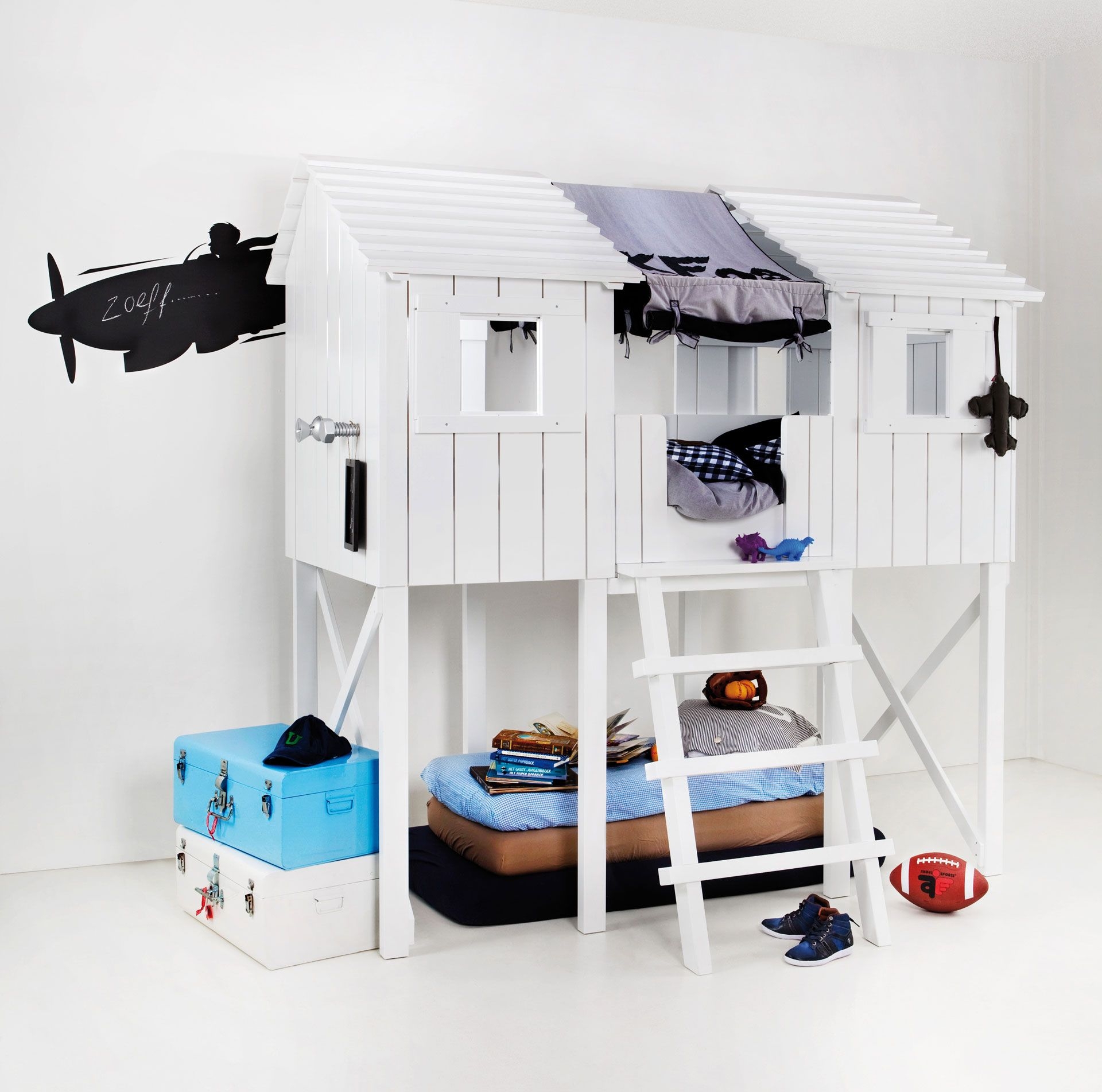 Tradewins doll house loft bunk bed
