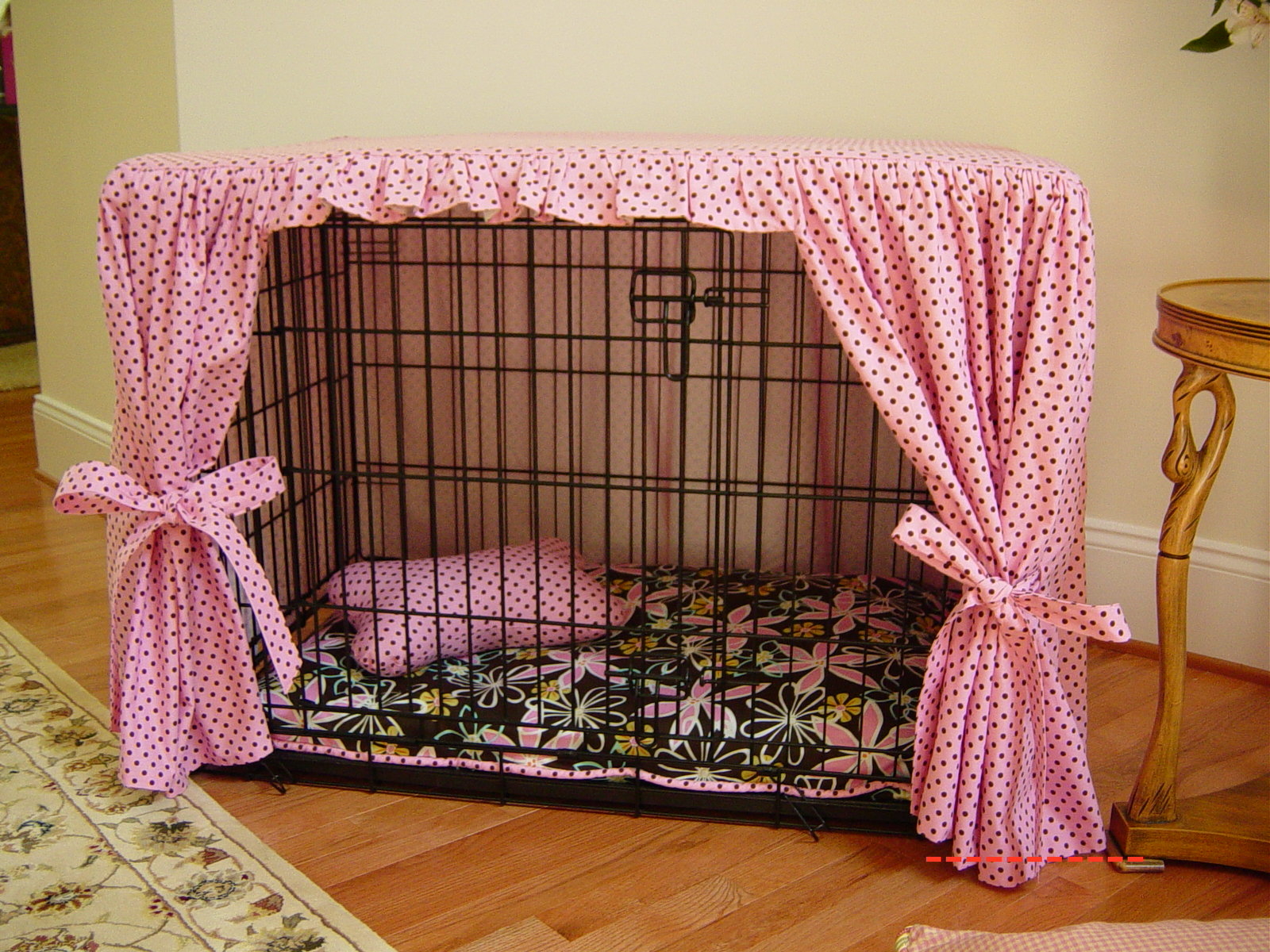 Covered dog bed 3