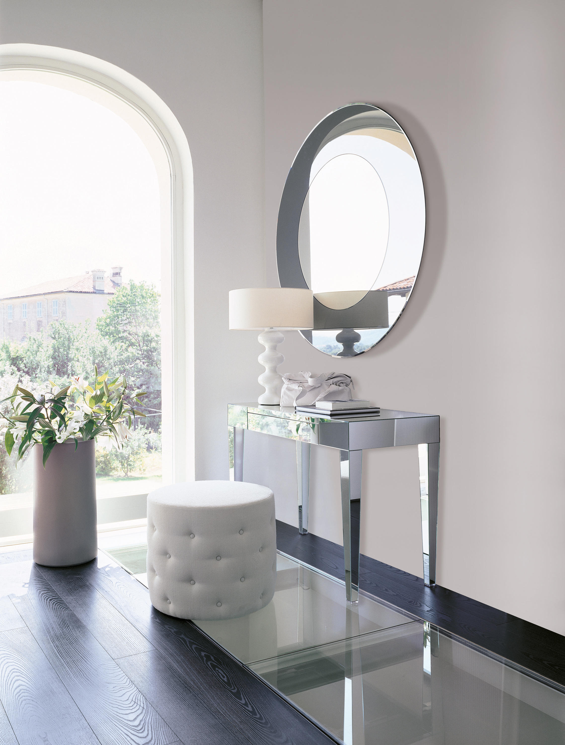 Need some ideas for your beauty vanity table click here