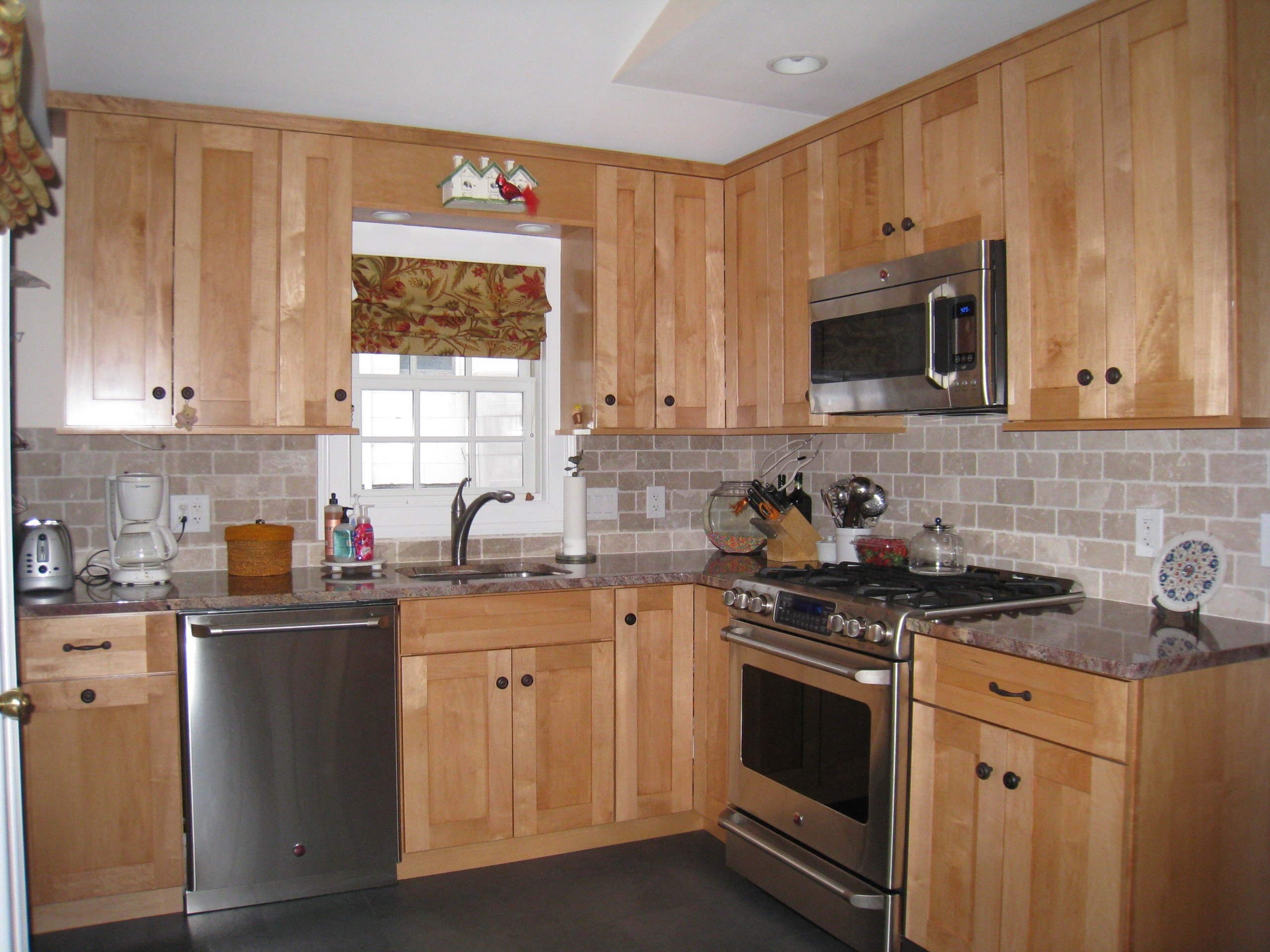 Maple Cabinets Ideas On Foter