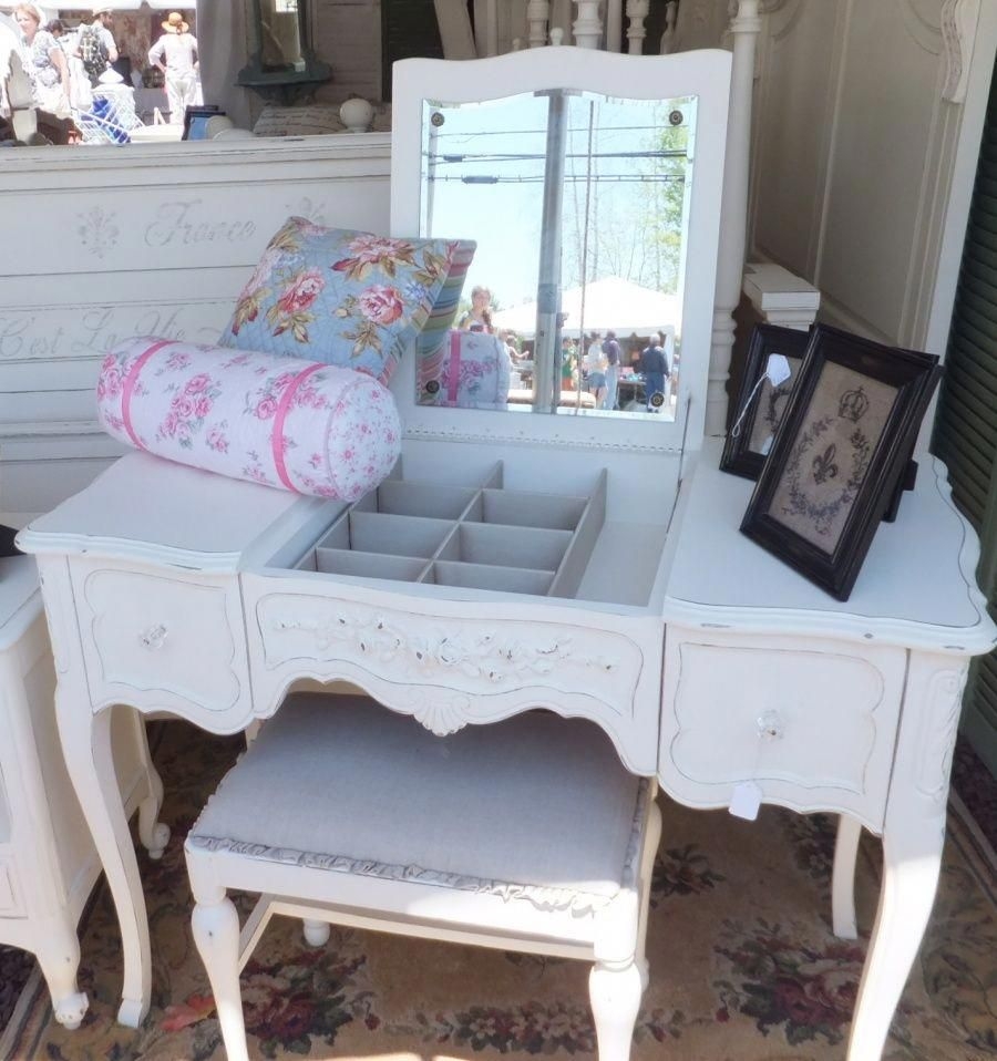 Fold down store vanity desk