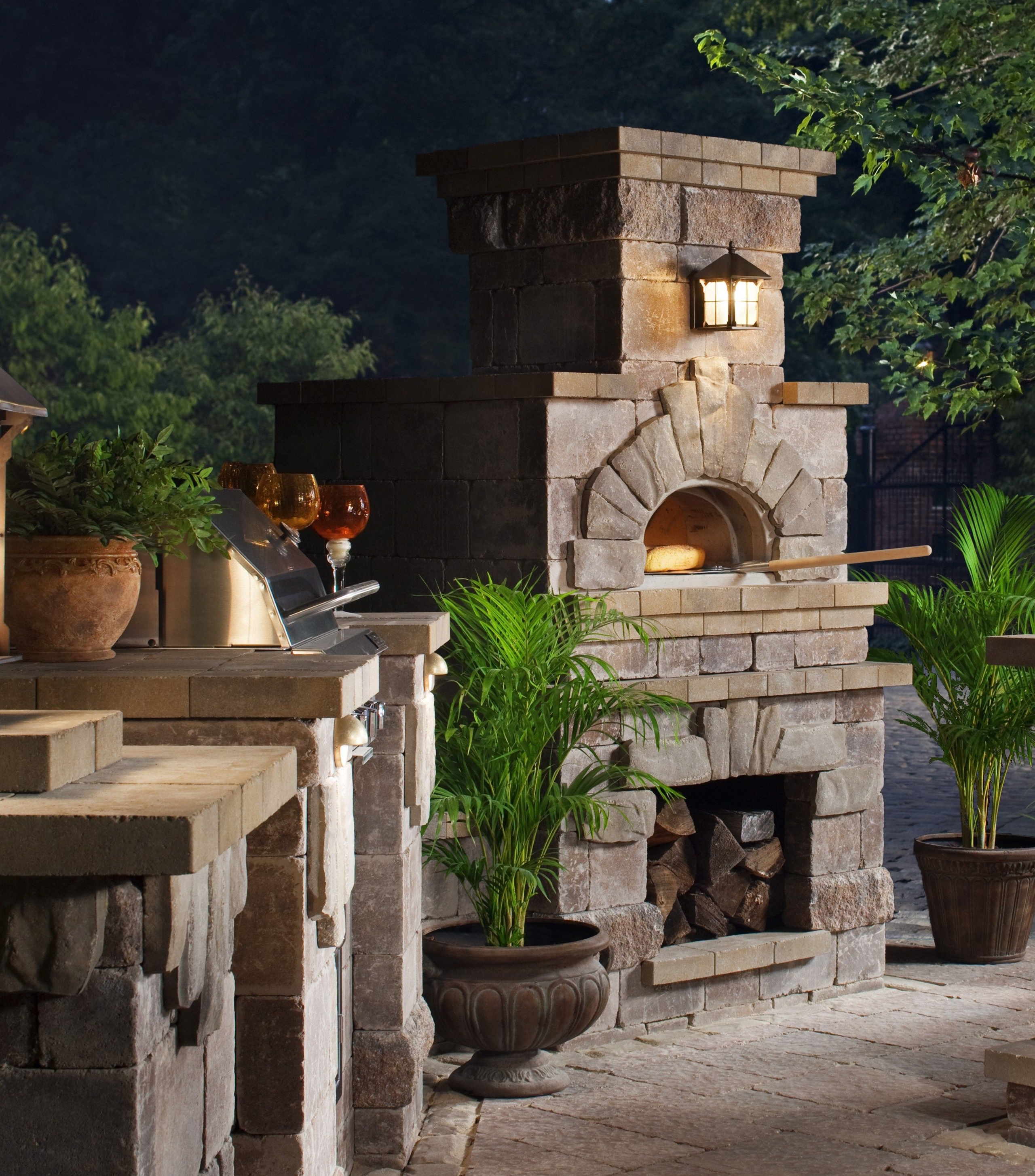 Outdoor wood burning fireplaces 20
