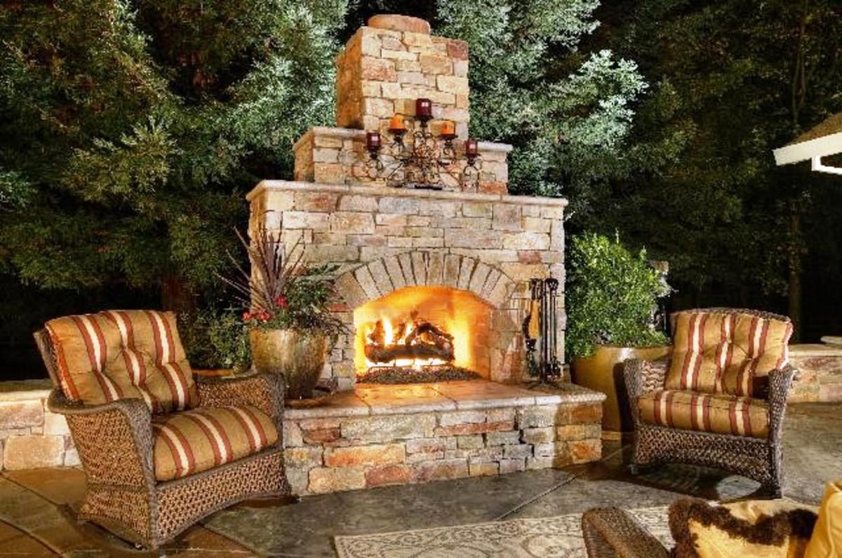 Outdoor wood burning fireplaces 31