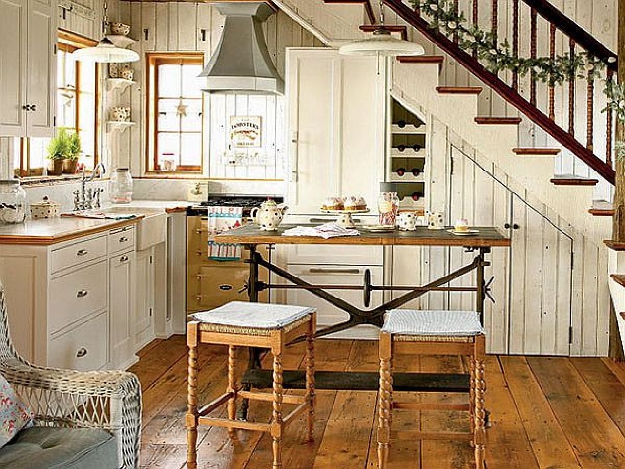 High kitchen table with stools 1