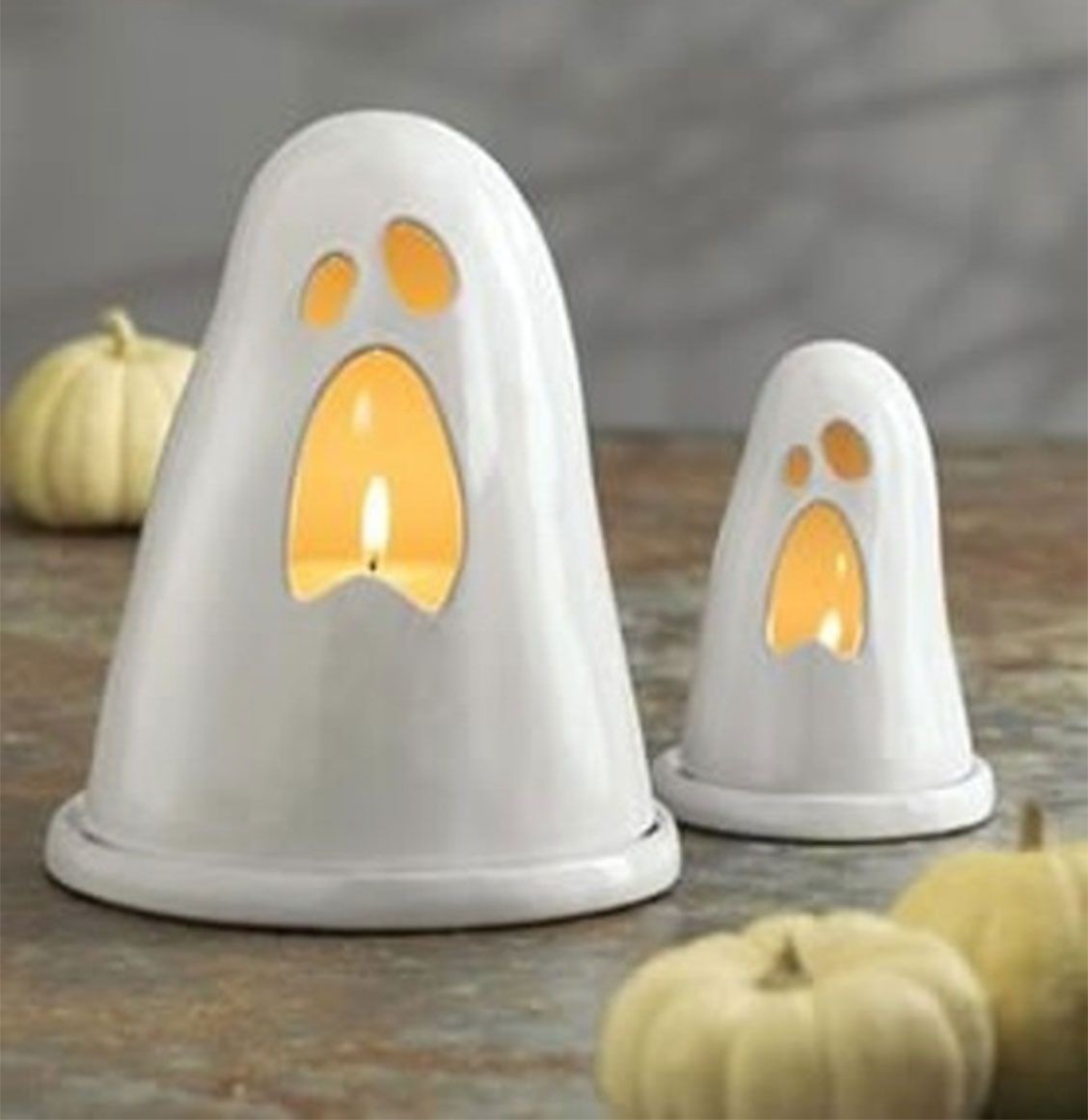 White ceramic candle holders 3