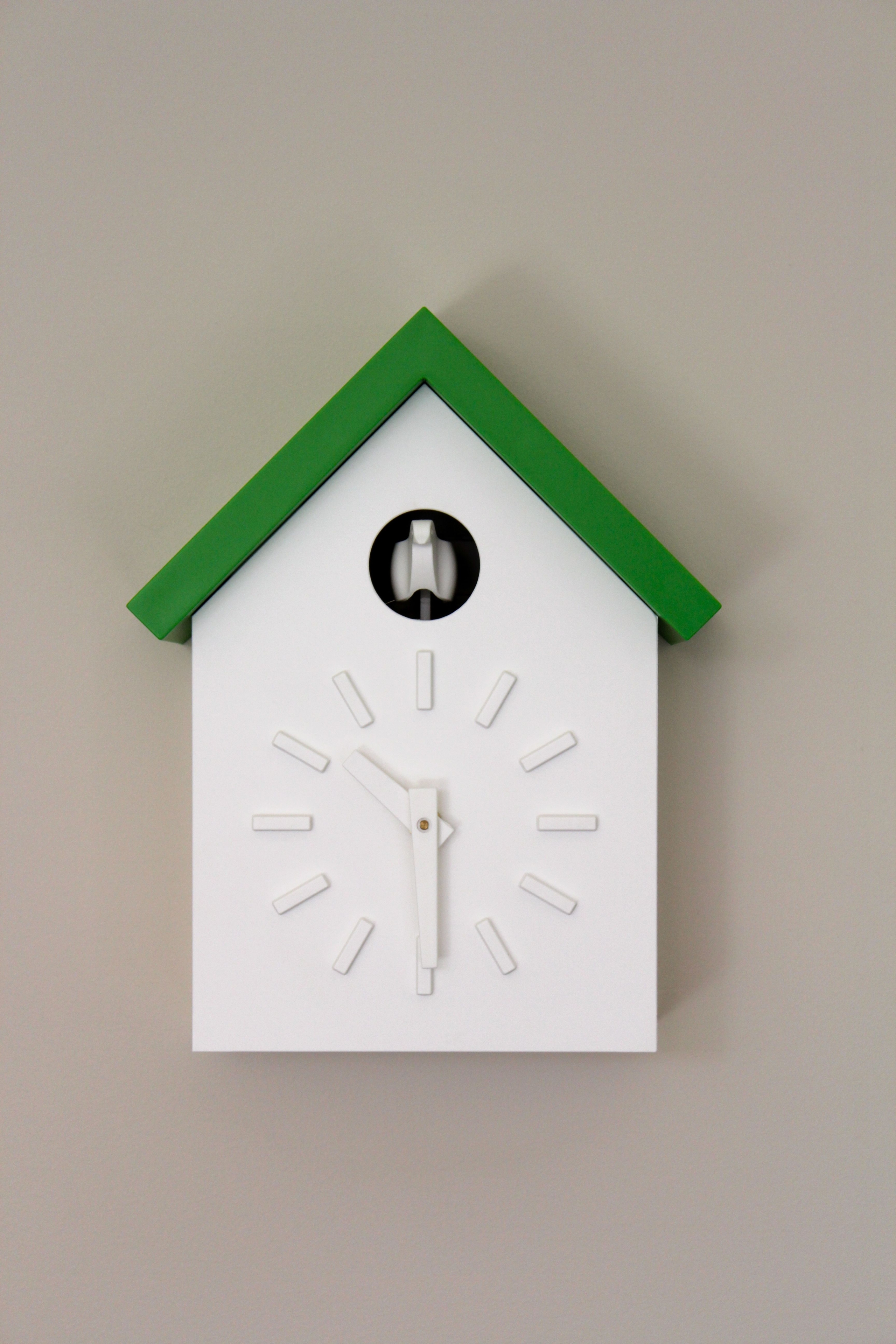 Contemporary cuckoo clock 2