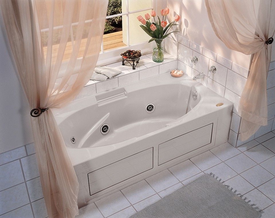 Extra wide bathtub 6